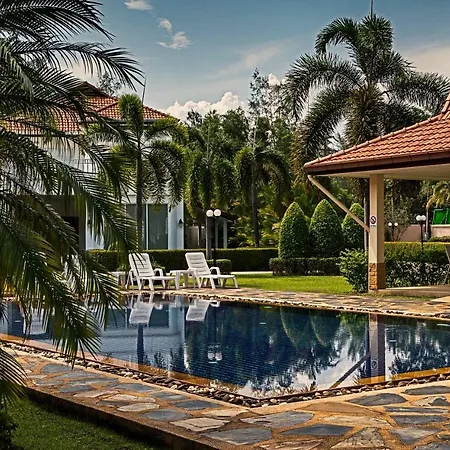 Family-Friendly House, A Few Steps From The Pool And Close To The Ocean. Mae Phim Exterior photo